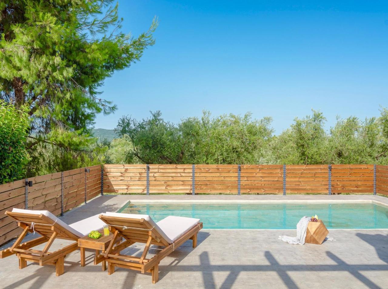 Villa Daphne Agios Dimitrios  Exteriör bild
