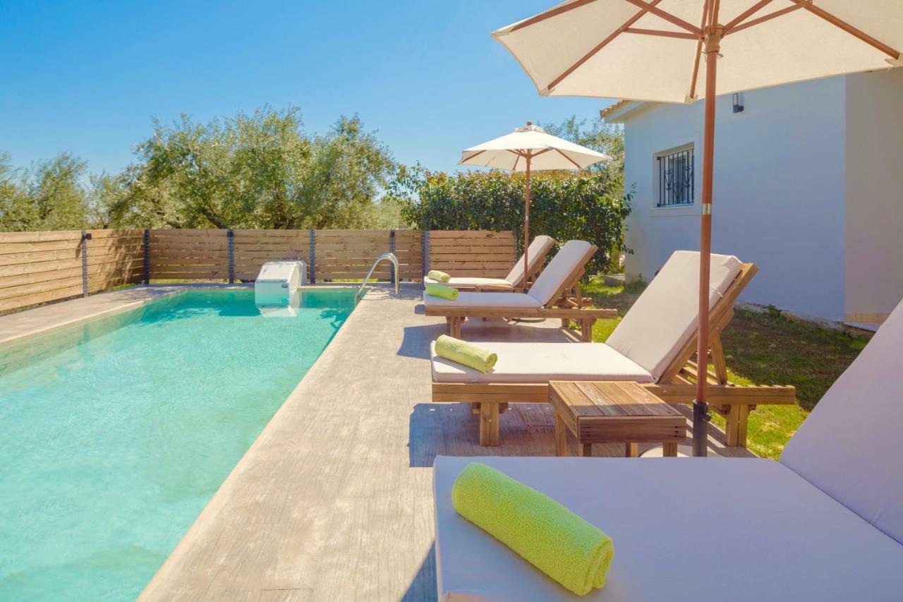 Villa Daphne Agios Dimitrios  Exteriör bild