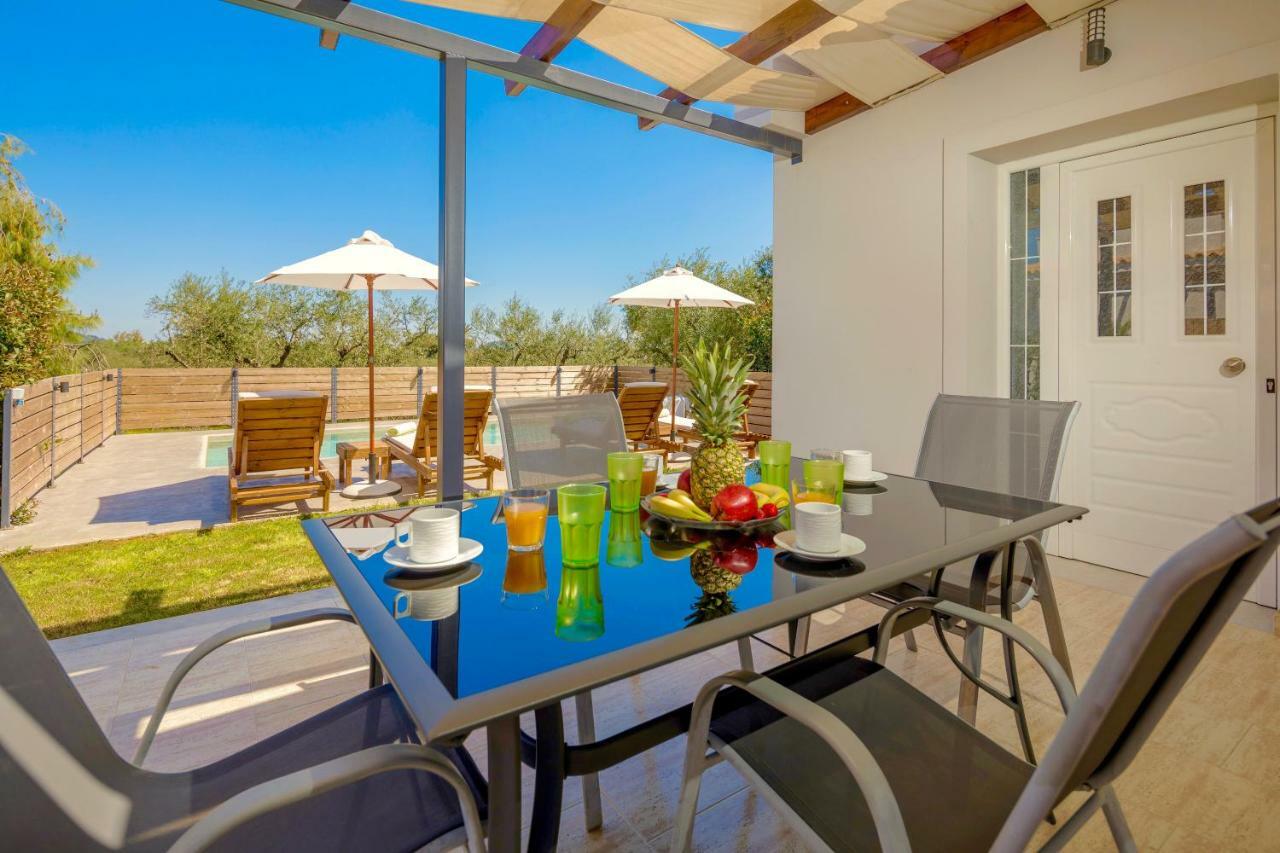 Villa Daphne Agios Dimitrios  Exteriör bild